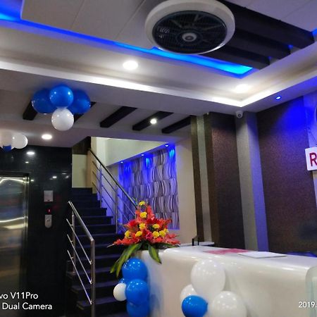 Hotel Grand Suites Бангалор Экстерьер фото