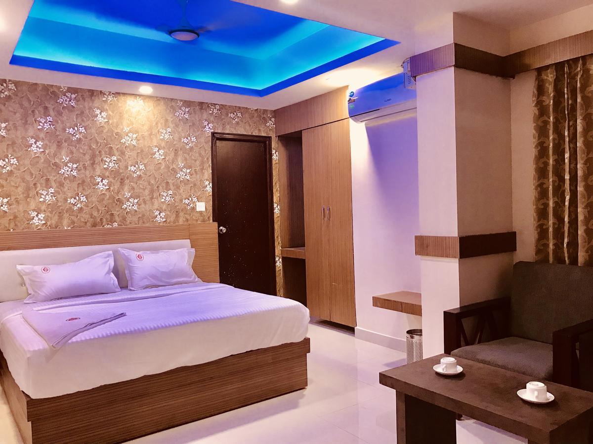 Hotel Grand Suites Бангалор Экстерьер фото
